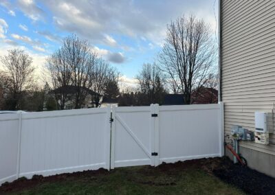 Vinyl fence by Fence Imperial, showcasing a sleek and modern design with low-maintenance features for a contemporary look.