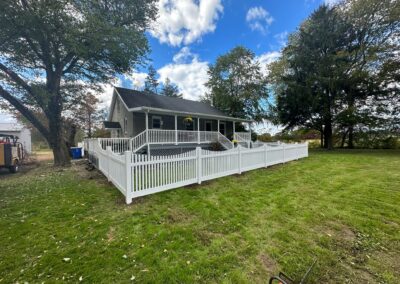 Vinyl fence by Fence Imperial, showcasing a sleek and modern design with low-maintenance features for a contemporary look.