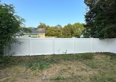 Vinyl fence by Fence Imperial, showcasing a sleek and modern design with low-maintenance features for a contemporary look.