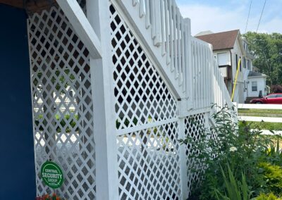 Vinyl fence by Fence Imperial, showcasing a sleek and modern design with low-maintenance features for a contemporary look.