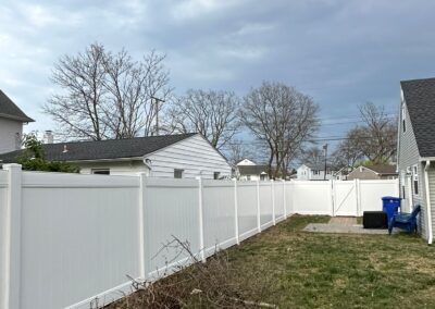 Vinyl fence by Fence Imperial, showcasing a sleek and modern design with low-maintenance features for a contemporary look.