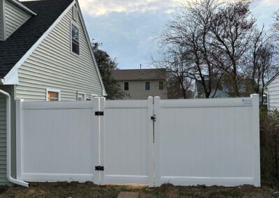 Vinyl fence by Fence Imperial, showcasing a sleek and modern design with low-maintenance features for a contemporary look.