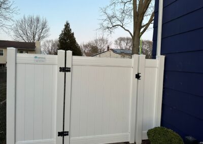 Vinyl fence by Fence Imperial, showcasing a sleek and modern design with low-maintenance features for a contemporary look.